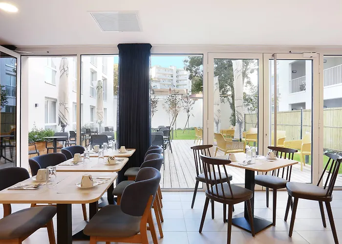 Odalys Center Compans Caffarelli 3*