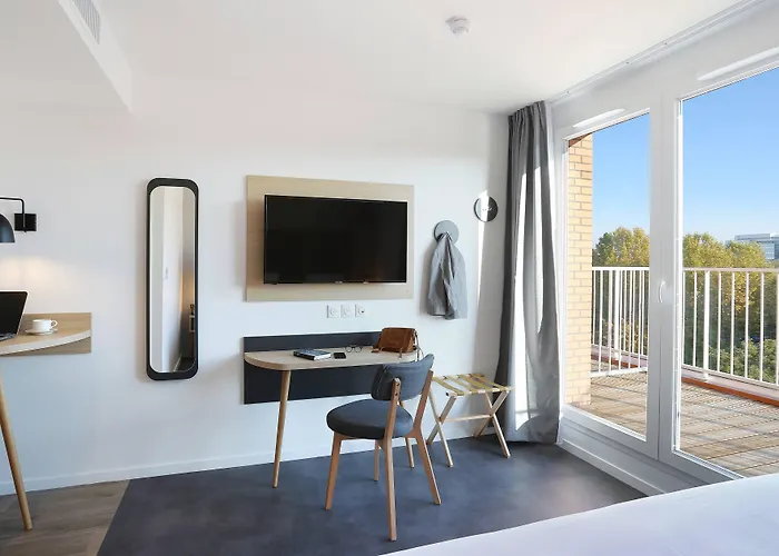 Odalys Center Compans Caffarelli